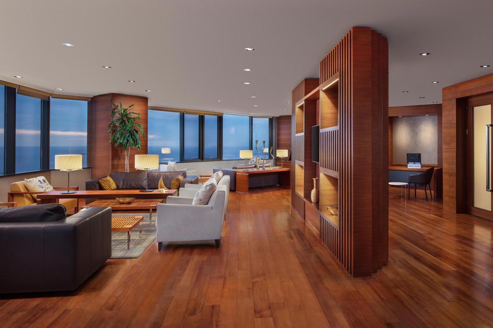 Sheraton Istanbul Atakoy Hotel Istambul Exterior foto The interior of the club