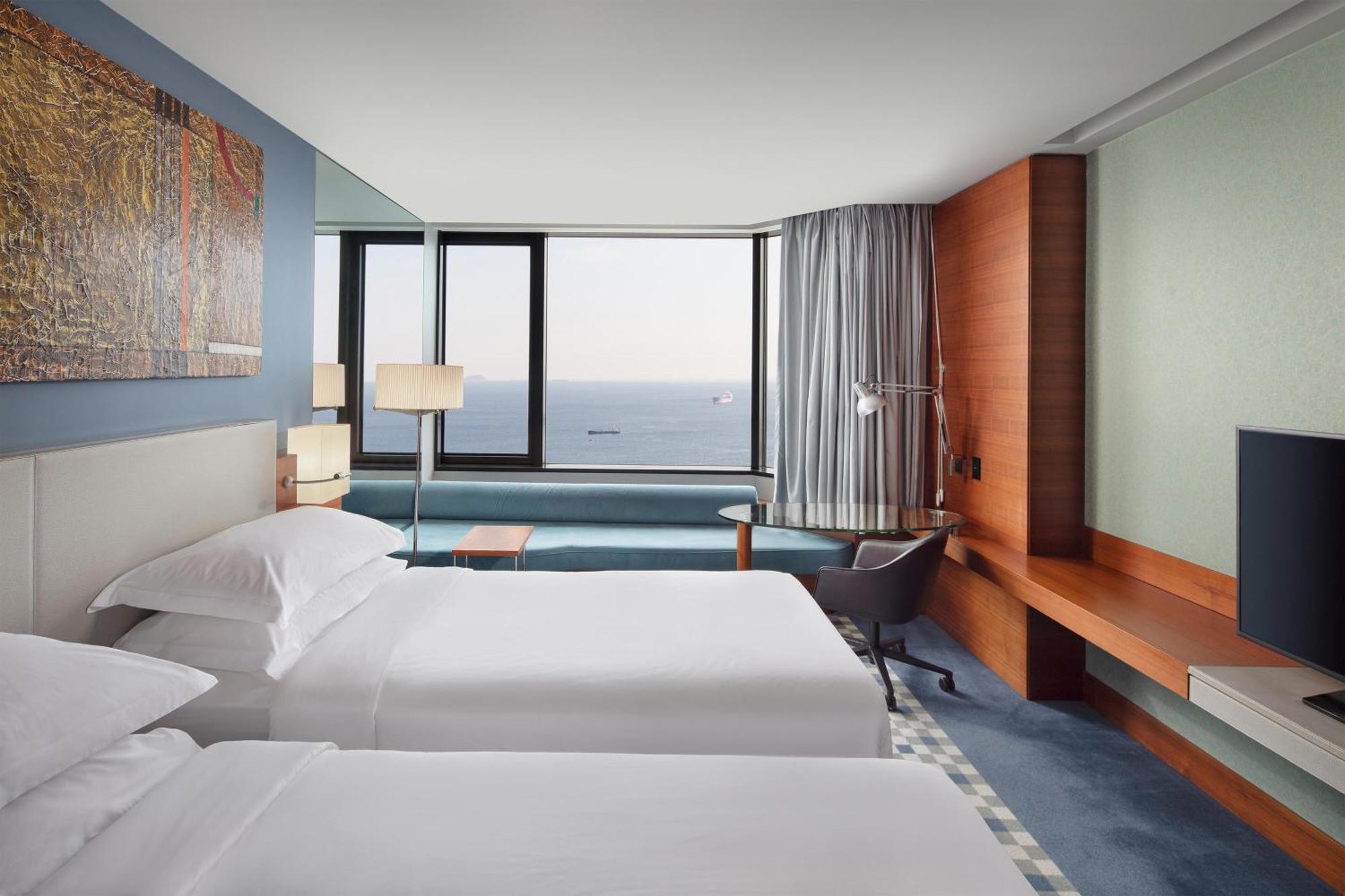 Sheraton Istanbul Atakoy Hotel Istambul Exterior foto A room at the hotel